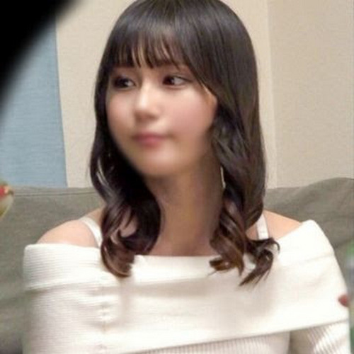 FC2-PPV-4786318 2年間自慰のみご無沙汰マ●コがGスポ刺激に耐えられず大量潮吹きw【なのは レンタルビデオ店員】