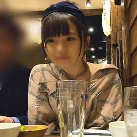 FC2 PPV 4800673 背伸びして大人ぶってる小生意気女子大生 はるちゃん（２４）学費のために涙目になりながら、がんばって逆ナンパ 紳士のデカちんぽが華奢の身体に突き刺さる