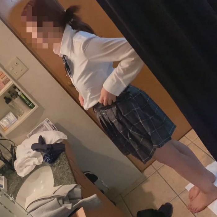 FC2-PPV-4811359 コレクション　その2-2　ゆみちゃん（仮称）