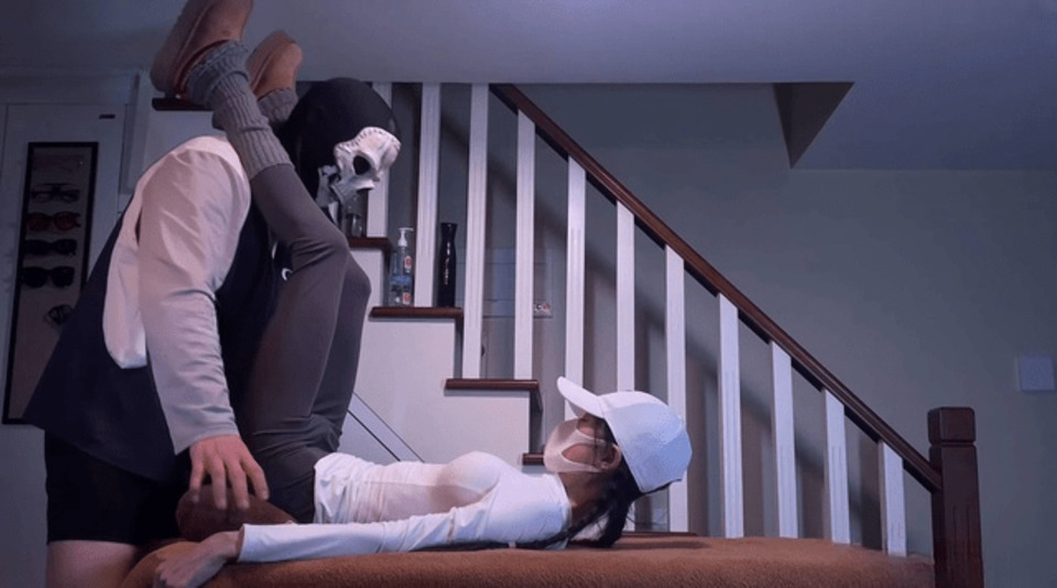 XB-1167 瑜伽服試操這著裝在姐姐身材上正好