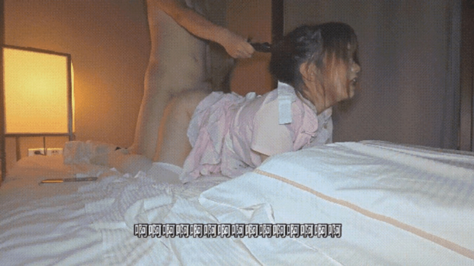 XB-1161 被金主爸爸無套爆操清純淫靡並存