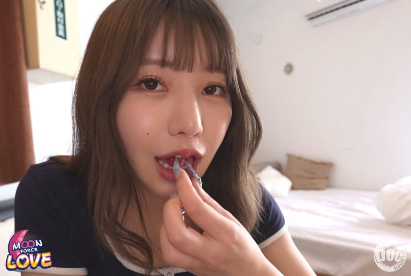 MFCL-025 【カップルVlog】隙なし美ボディ彼女が見せる隙だらけの休日#りお