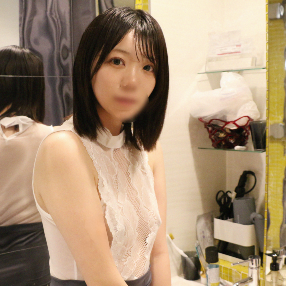 FC2PPV 4854979 30日迄1090pt!!【お宝】※大量潮吹き (大洪水警報発令)小柄美女がヌルヌル、イタズラ、　「今日は何でもしてください。。」 最後は濃いめの精液をたっぷり中出しフィニッシュ