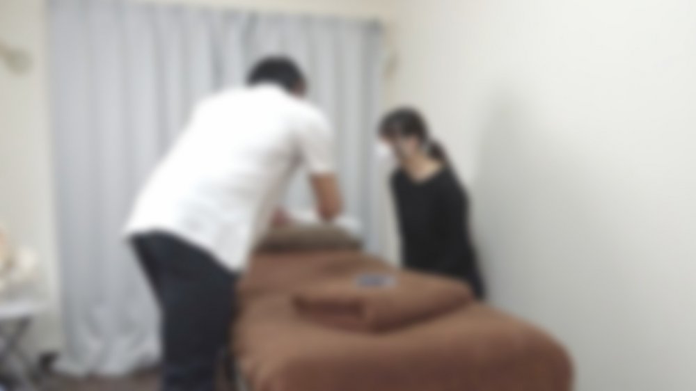 FC2-PPV-4864926 なま中出し、またしても長身でスタイル抜群の美しいOLさんが仕事の疲れを癒しにご来店してくれました。引き締まったお身体がステキなリピーター様です