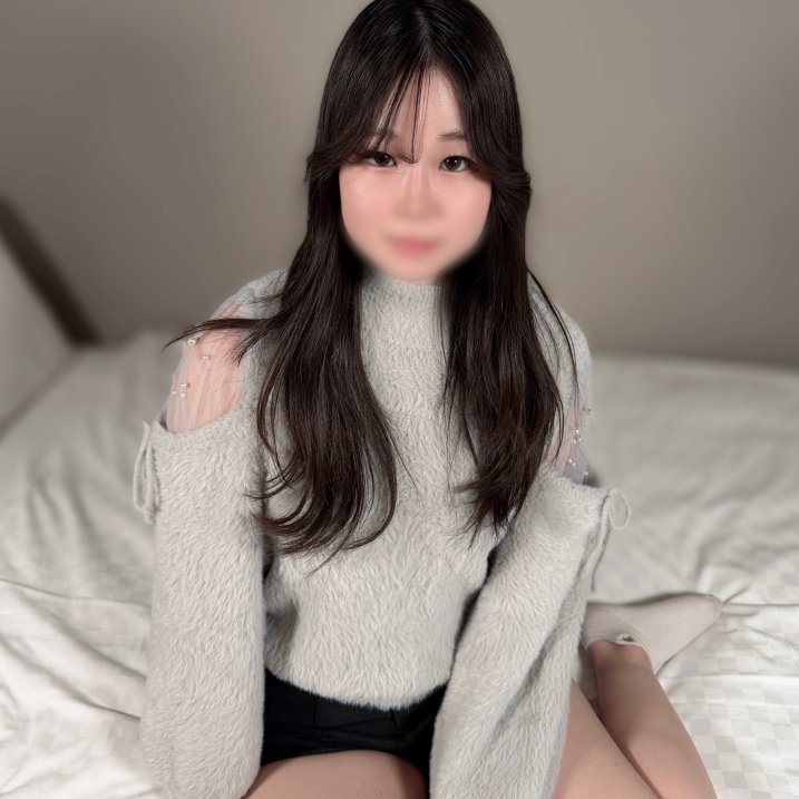 FC2 PPV 4869199 FC2-PPV-4869199 初撮り！【無】【中出し】可愛いのに1本パイ毛が生えてる美女。大人しそうに見えてパンツはびしょ濡れ。体は正直です。懇願させて中出し。※特典あり | FC2コンテンツマーケット