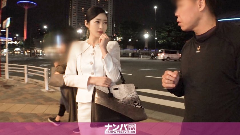 Uncensored Leaked【モザイク破壊版】 200GANA-2097 マジ軟派、初撮。 1352 セックスレスで欲求不満な美人奥様がナンパ師のテクニックで発情！『ダメです！！』と拒否しながらも体は本能に抗えずに本番突入！！手マンでビッショビショ潮吹きして悶えまくる姿は必見！！