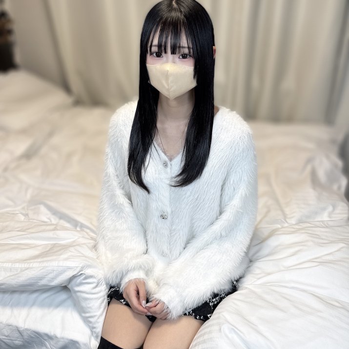 FC2 PPV 4873991 FC2-PPV-4873991 1年ぶりに登場！【無】【中出し】スレンダーちっぱいのお宝映像！男心をくすぐるショーパン、ニーハイ。仲良くお風呂からのブルマに着替えてもらい、背徳感を楽しみながら中出しSEX。※特典あり | FC2コンテンツマーケット