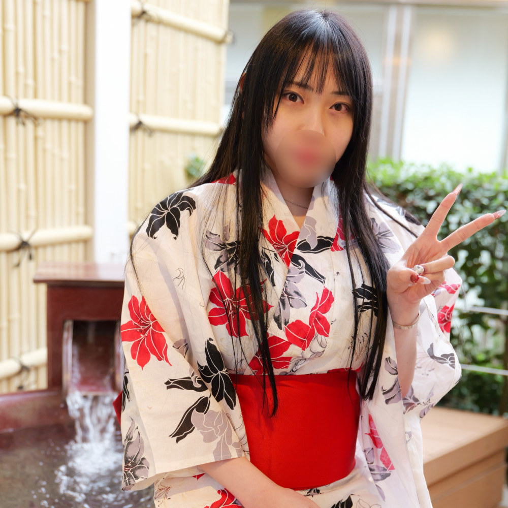 FC2-PPV-4880640 巨乳JDとホテルの露天風呂で生ハメ 湯舟の中でも構わず連続ピストン