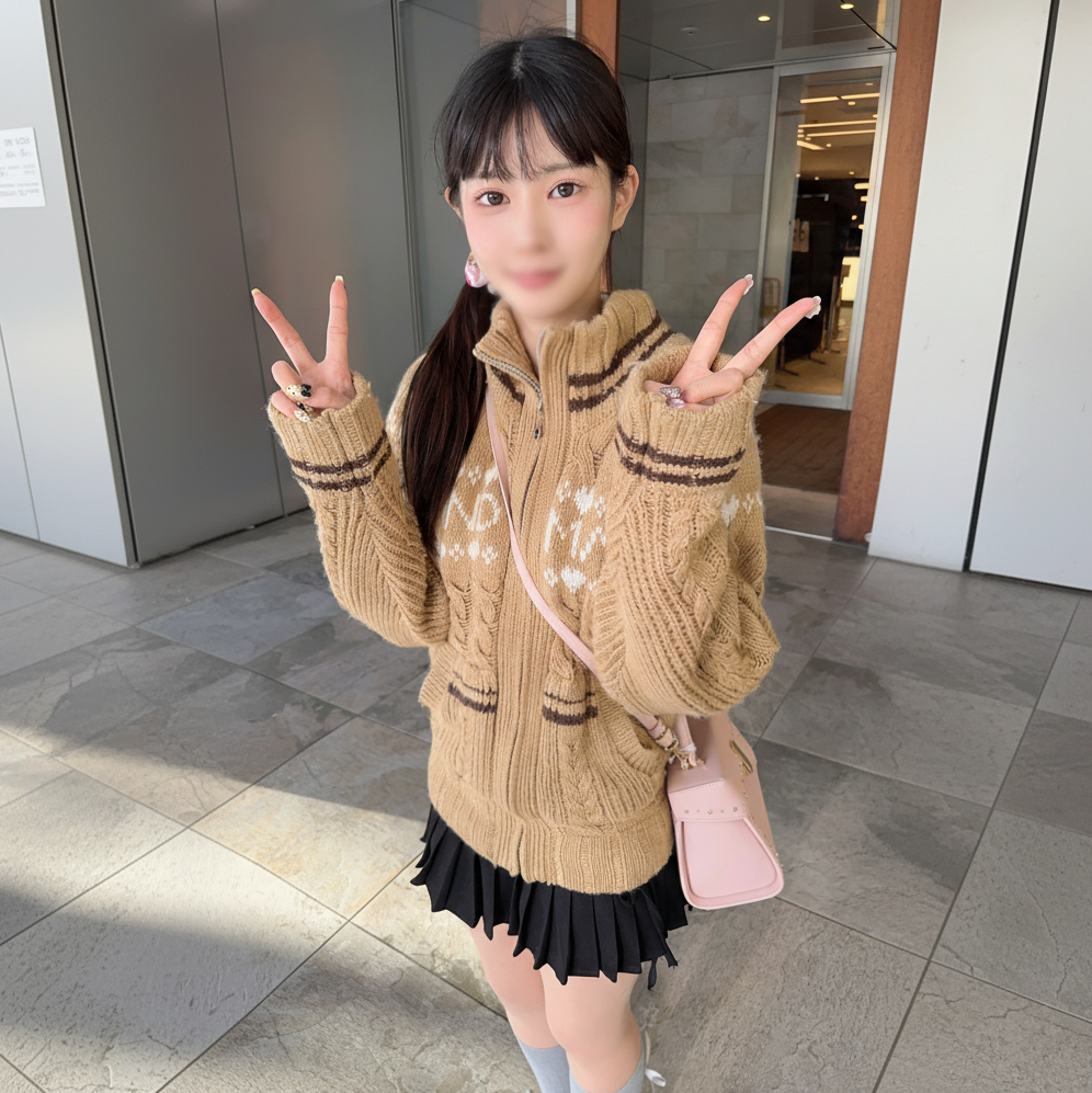FC2PPV 4900989 【6/5迄1290pt】【初撮】※バレエ歴15年のスレンダー美人ムスメ。バレエで鍛えた色白軟体ボディを上反りチンポで何度も痙攣させる。「あぁ…気持ちいい！」と喘ぎながらぴちょぴちょマンコに中出し。