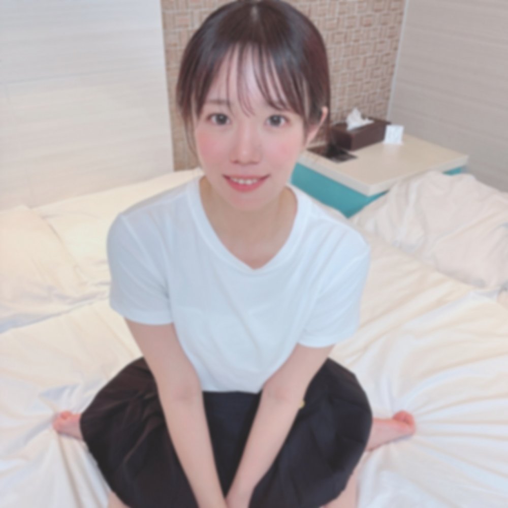 FC2PPV 4898094 【打倒スキピ！】圧倒的透明感の元本物アイドルの美女を口説くチンコの硬さ。俺の思い！ほとばしる精液と共に届け！