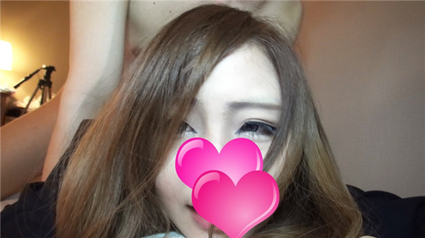 FC2 PPV 499231 【個人撮影】照れている表情がとても可愛い、明るい性格の新入社員のあすかちゃんに中出し