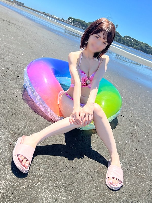 FC2-PPV-4916111 海でナンパした「清楚系」色白スレンダー女子大生（２０）の水着を脱がせたら陰毛わさわ