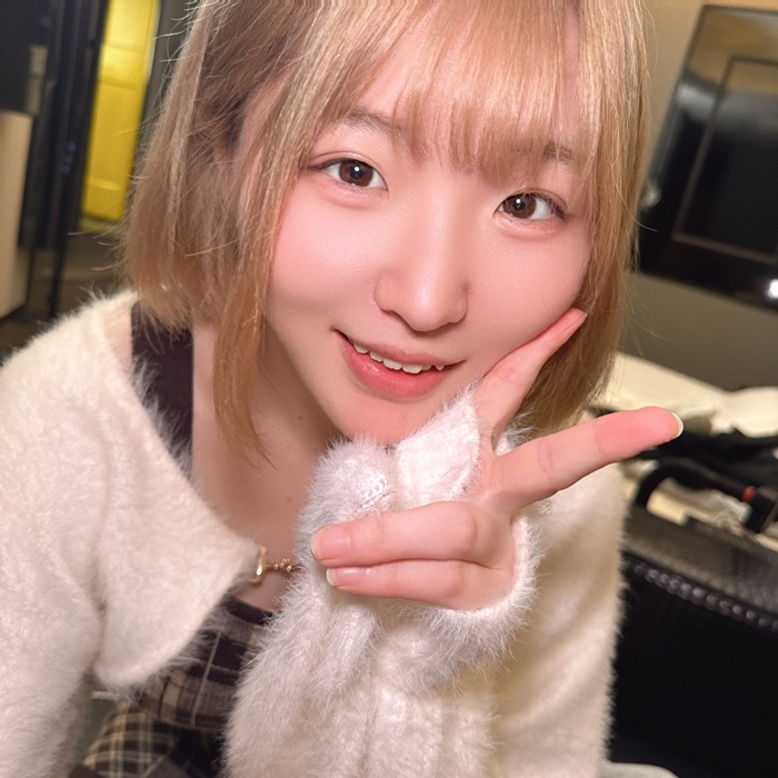 FC2-PPV-4920823 4発射、3度抜き保証、最高傑作。笑顔でジュポフェラごっくん。媚.び顔まで根本まで咥え込むお掃.除フェラ...このエロさ、もはや反則