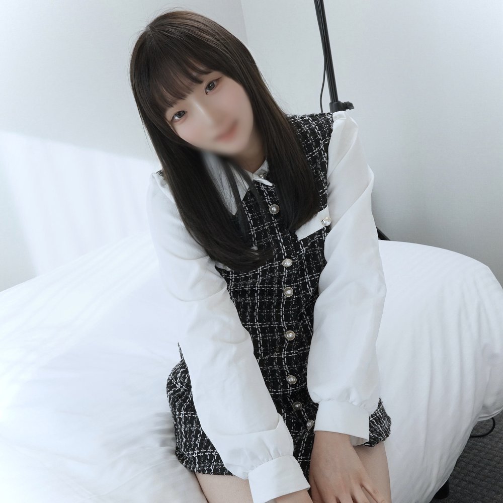 FC2-PPV-4920811 【初撮り顔出し】田舎栃木から上京したての、清楚な音大生なこちゃん♡デブハゲキモオジの溜まりきった白濁汁を膣内に注ぎ込まれ受精不可避。