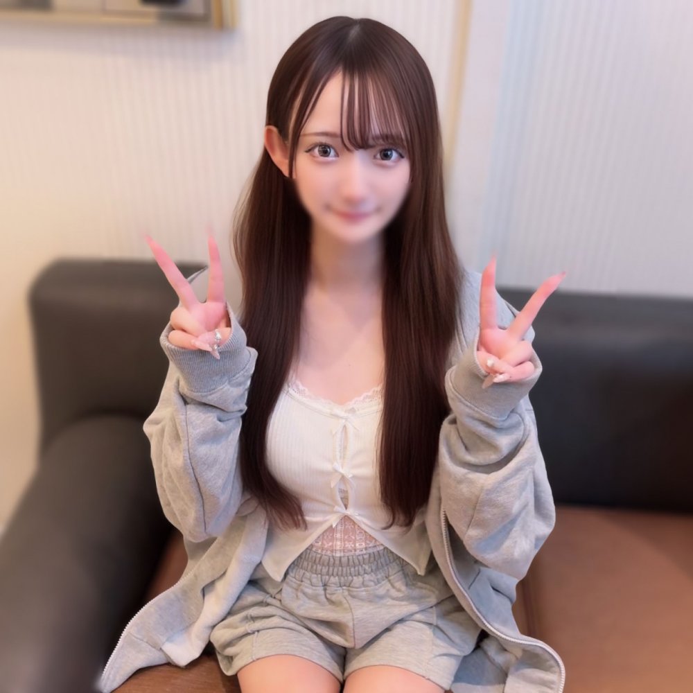 FC2-PPV-4932973 ※ほぼ少〇生【ﾐﾆ系】低身長142㎝のｺﾝｶﾌｪ嬢との趣味ハメ。小さ過ぎる極狭ま〇こに巨根で子宮に精子を注ぎ込む。。。