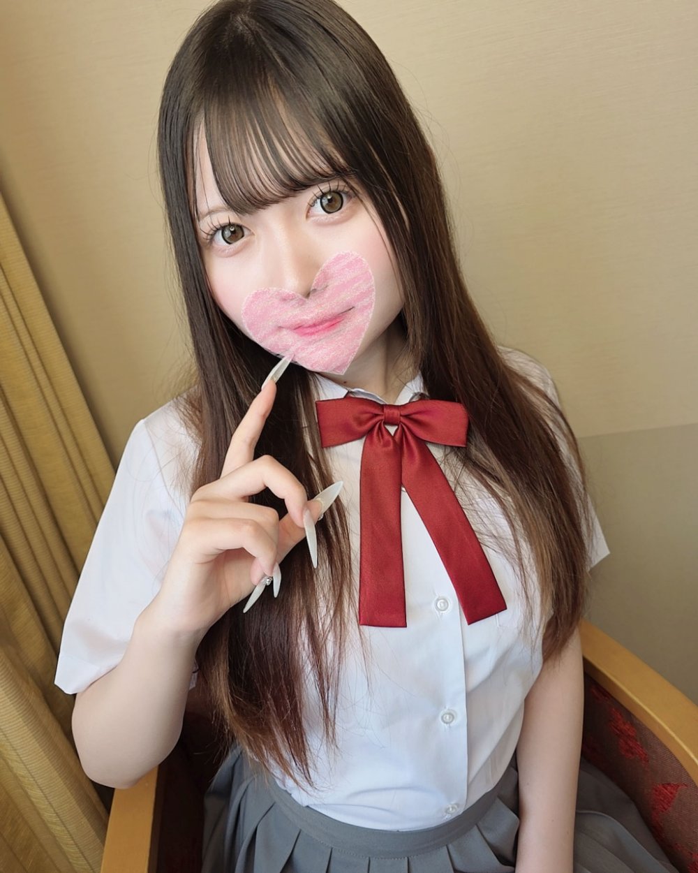 FC2-PPV-4945290 ※8/3まで特割【無修正】2cmも伸びちゃった！！クリちゃんを何度も激しく吸引～本人曰く「クセになっちゃうかも...ね」るりはちゃんに呼んでもらった18歳の天然エロムスメに電マを当ててみたら自らパンツ