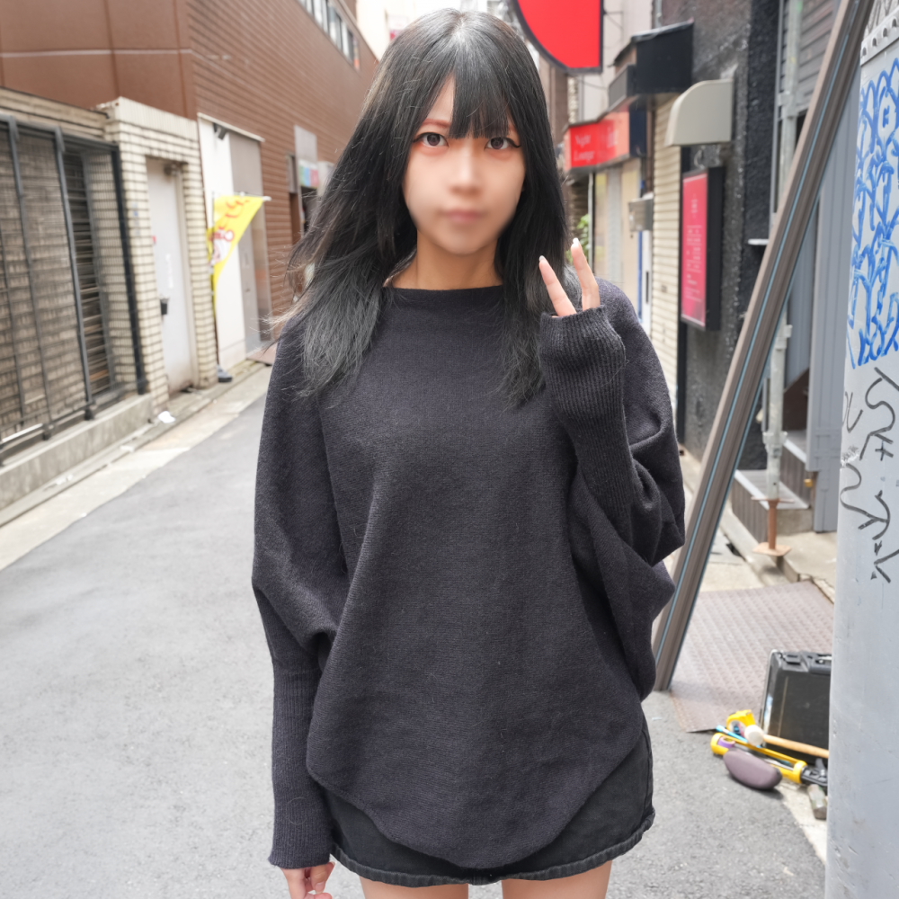 FC2-PPV-4952194 8/31まで990pt！【特典付き】経験少ない小柄女子にセクシー下着着せてローション濡れに♡敏感クリ吸われて跳ねイキする姿が可愛すぎて、膣奥まで届く深ピストンで種付けSEX!!