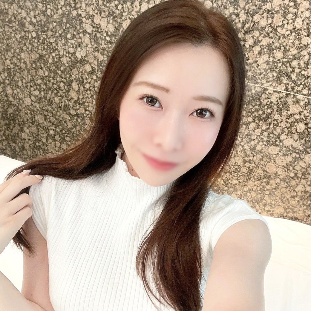FC2-PPV-4956256 元ＣＡセレブ妻（28歳）旦那がいても溢れる欲望を抑えきれないエロ過ぎる美人妻と白昼ホテル密会で濃厚ガチハメセックス!! 勃起ペニスいやらしく弄ばれて焦らされ完堕ち・・・。
