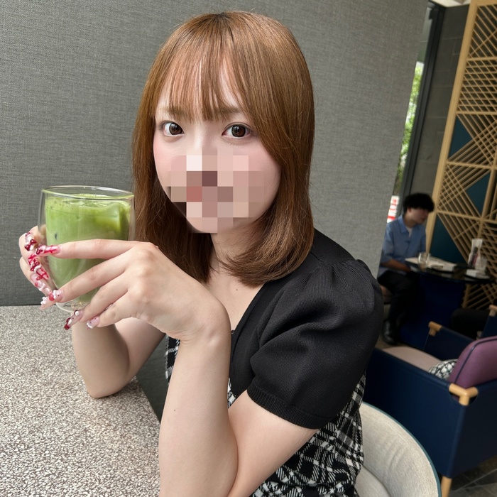 FC2-PPV-4976255 【初撮り記念70%OFF】初めましての超絶アイドルフェイスJD1ちゃんを捕まえたので、大人の力を使っておちんぽケースにしました