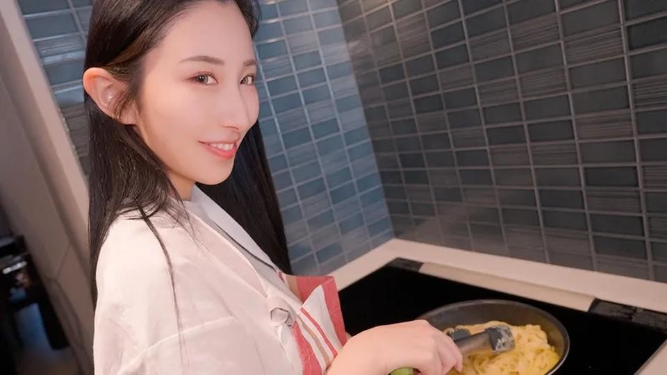 S-Cute 6098 前菜は奥さん！キッチンで中出しSEX Mina 7-1