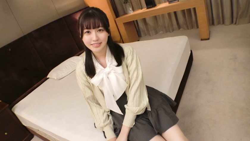 SIRO-5732 えろカワきゅんきゅん女子大生のミニスカートに全男子がもっこり！性に興味深々なのに素直になれず欲求不満になってしまった！AV撮影に期待しまくりで、溢れ出す本気汁！何度も噴き出す潮が部屋の湿度を上げる！ 【初撮り】ネットでAV応募→AV体験撮影 2631